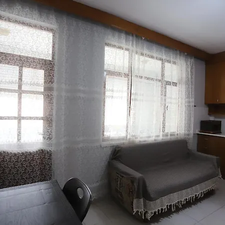 아파트 Spacious Flat 20 Minutes To Oldtown *