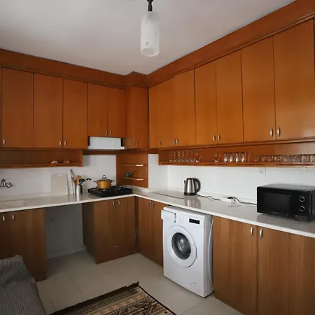 Spacious Flat 20 Minutes To Oldtown 안탈리아