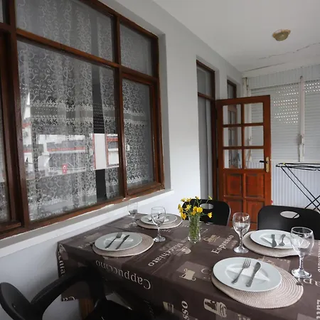 Spacious Flat 20 Minutes To Oldtown 안탈리아