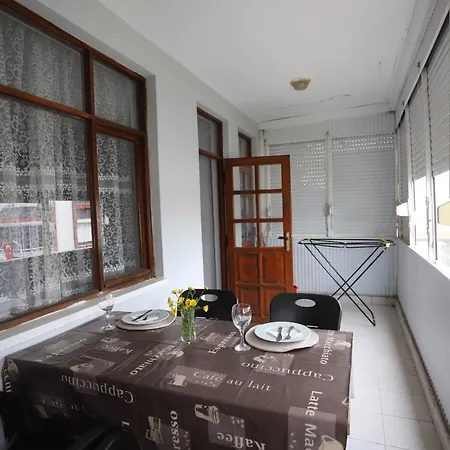 Spacious Flat 20 Minutes To Oldtown Αττάλεια