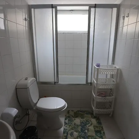 Spacious Flat 20 Minutes To Oldtown Διαμέρισμα *